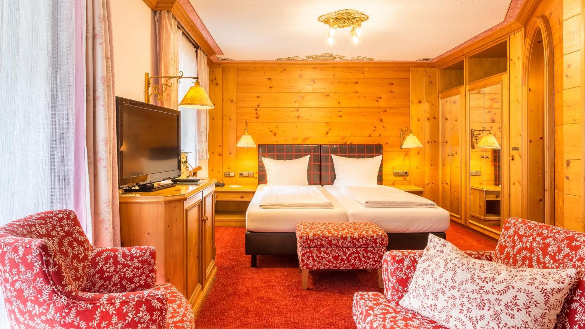 Alpenhotel Oberstdorf - Ein Rovell Hotel Exterior photo