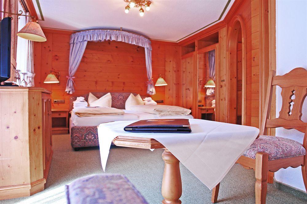 Alpenhotel Oberstdorf - Ein Rovell Hotel Exterior photo