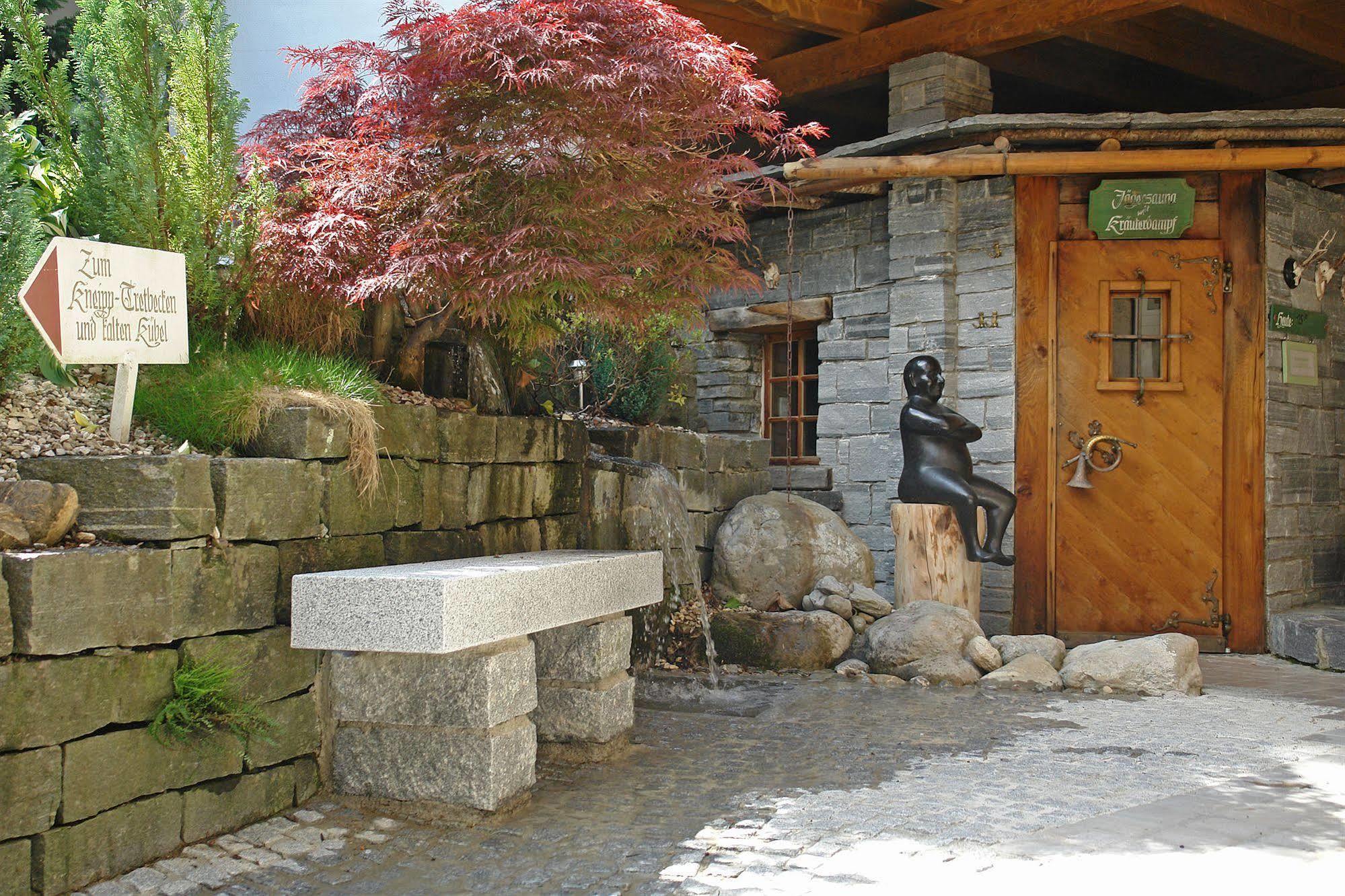 Alpenhotel Oberstdorf - Ein Rovell Hotel Exterior photo